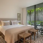 Savoy Monumentalis Xii Comfort With Pool פונשל