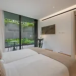Savoy Monumentalis Xii Comfort With Pool דירה *