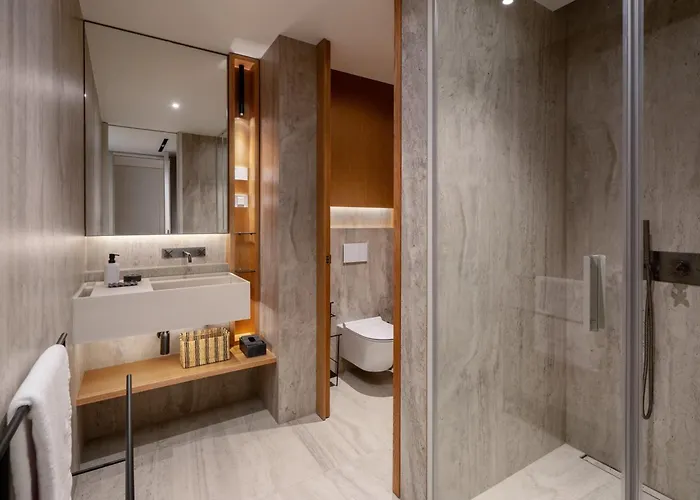 Savoy Monumentalis Xii Comfort With Pool Apartamento Funchal (Madeira)