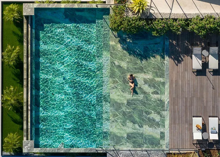 Savoy Monumentalis Xii Comfort With Pool Apartamento Funchal (Madeira)