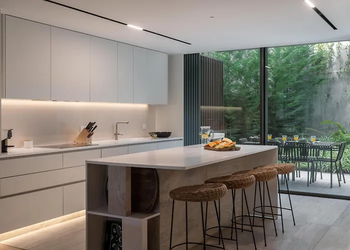 Savoy Monumentalis Xii Comfort With Pool * Funchal (Madeira)