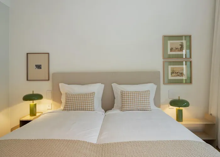 Savoy Monumentalis Xii Comfort With Pool * Funchal (Madeira)