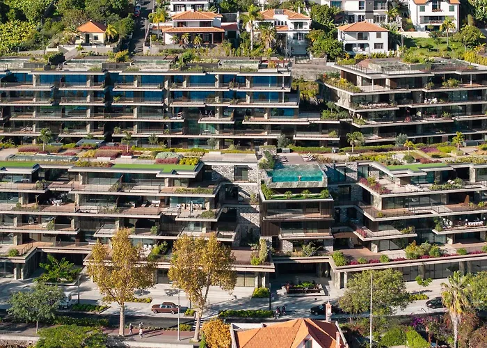 Savoy Monumentalis Xii Comfort With Pool Funchal (Madeira)